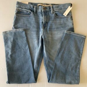 Banana Republic Men's Slim Straight Jeans in Light Blue Traveler Denim Mid Rise
